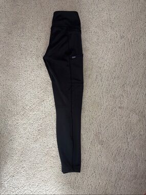 Patagonia women’s XS black leggings